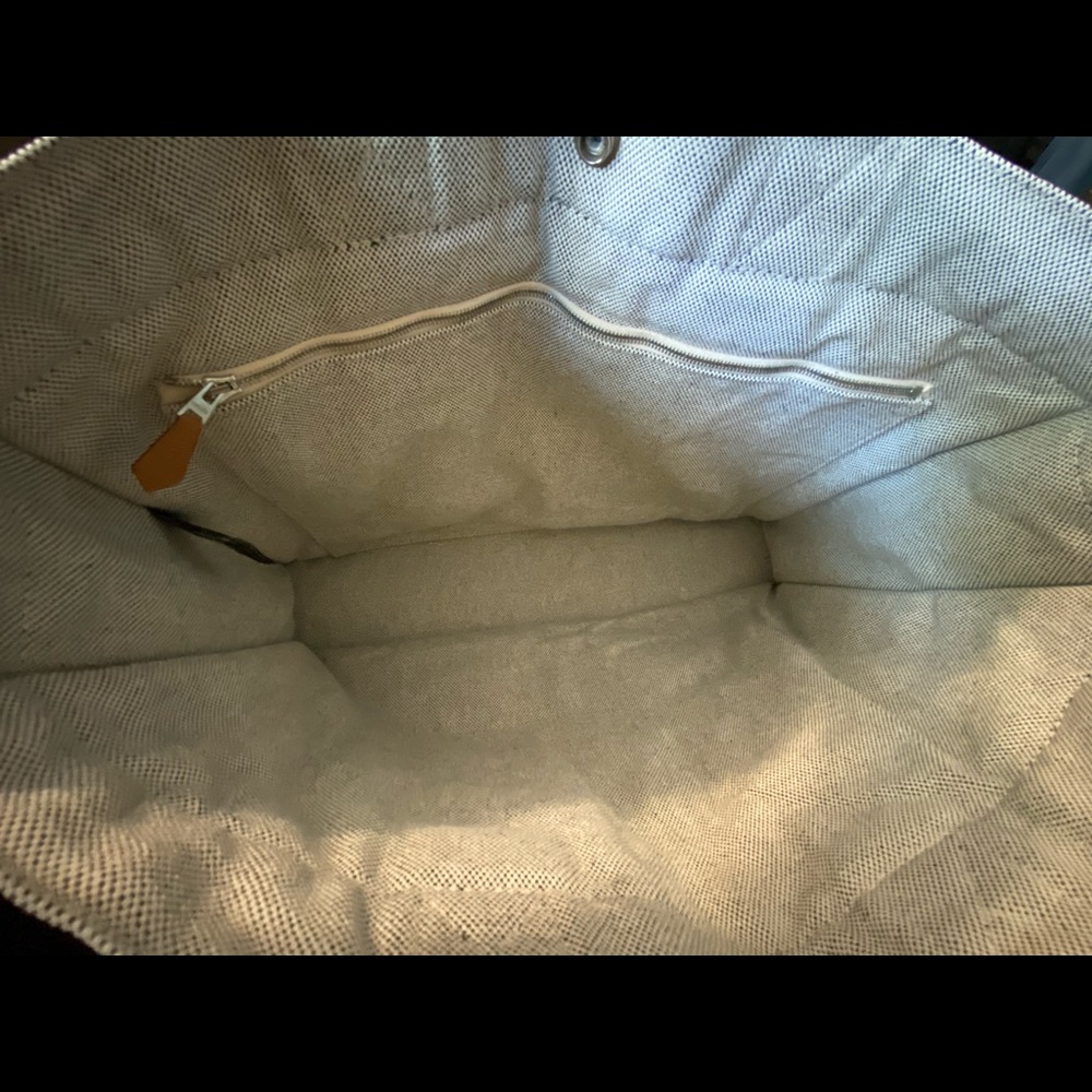 Hermes Tote Bag - Picture 9 of 17